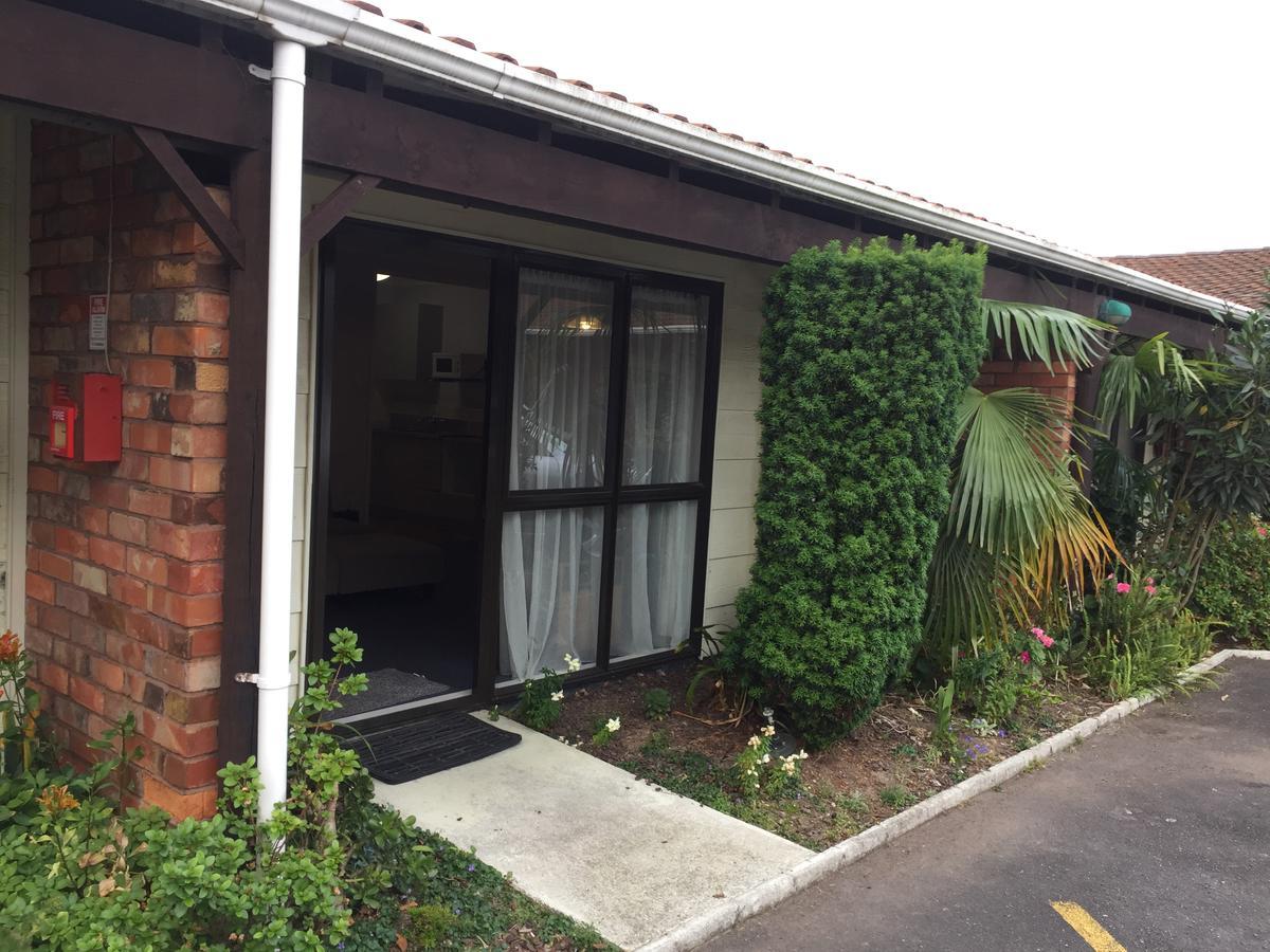 Gibson Court Motel โรโตรัว ภายนอก รูปภาพ
