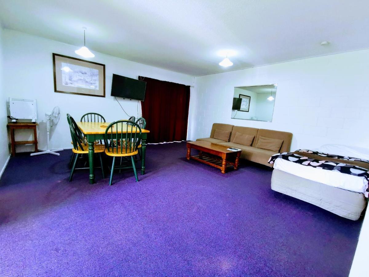 Gibson Court Motel โรโตรัว ภายนอก รูปภาพ